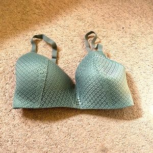 Maidenform No Underwire Green Bra Size 36DD